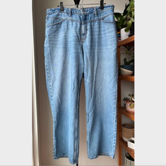 Abercrombie & Fitch Light Blue Flare Jeans - Picture 6 of 8